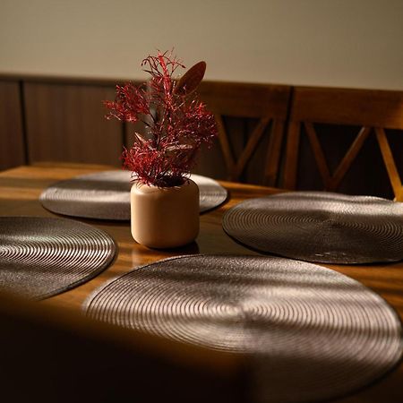 Szilfa Étterem Mariann Apartman Hajdúszoboszló Esterno foto