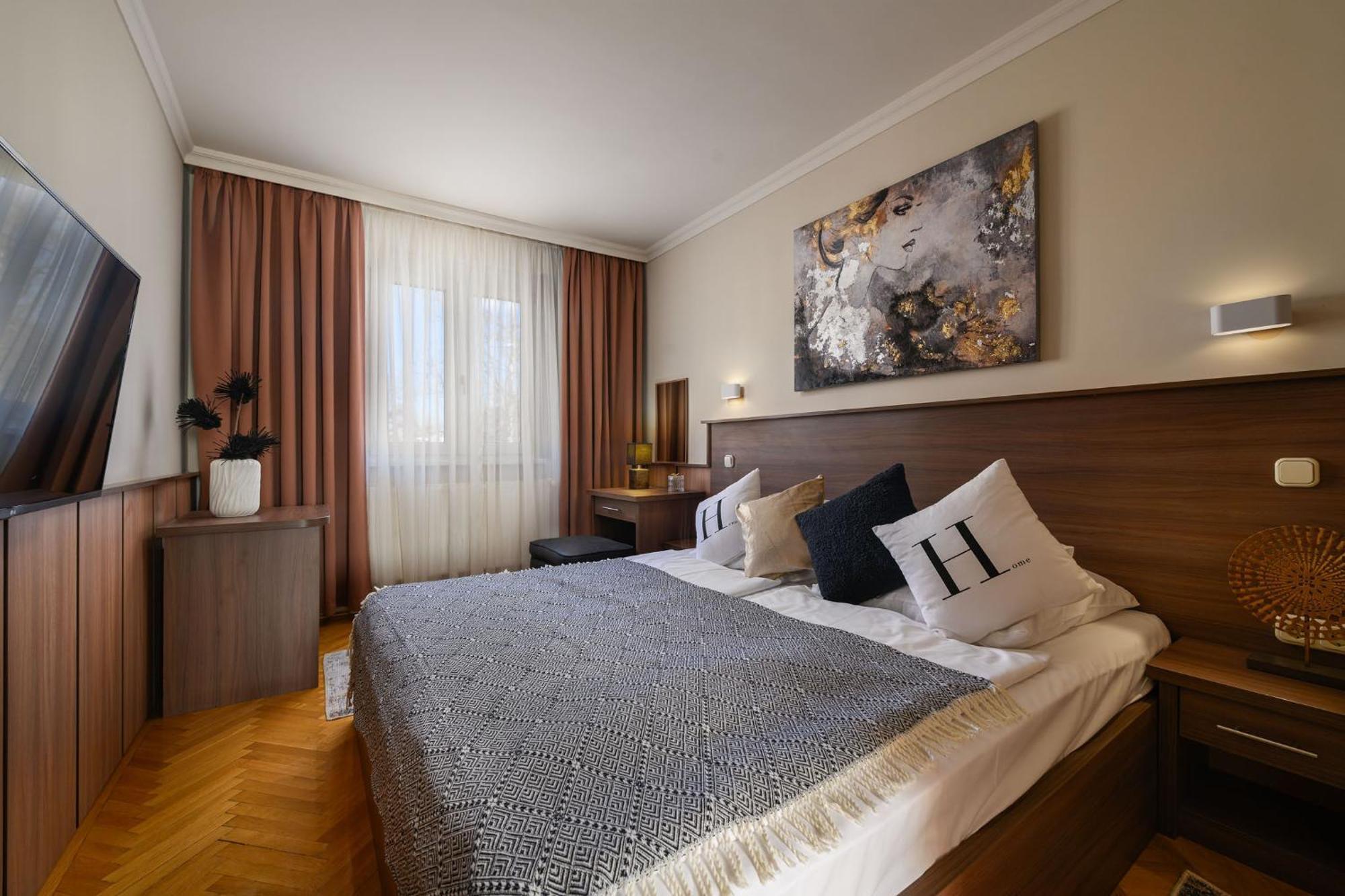 Szilfa Étterem Mariann Apartman Hajdúszoboszló Esterno foto
