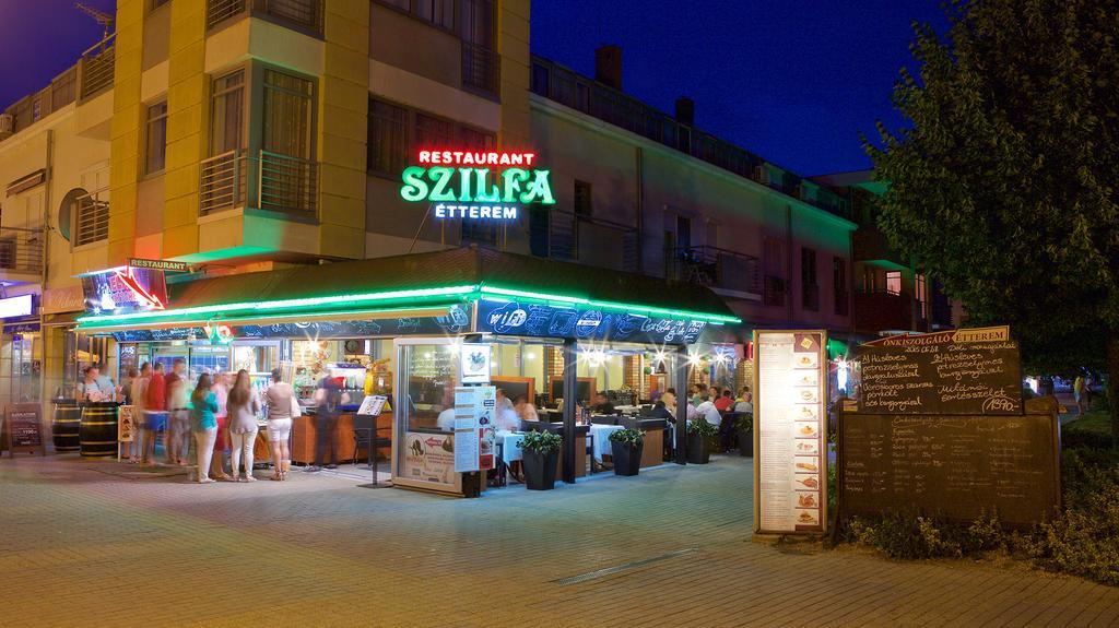 Szilfa Étterem Mariann Apartman Hajdúszoboszló Esterno foto